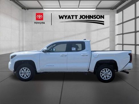 New 2026 Toyota Tacoma SR5 AWD/4WD image 2