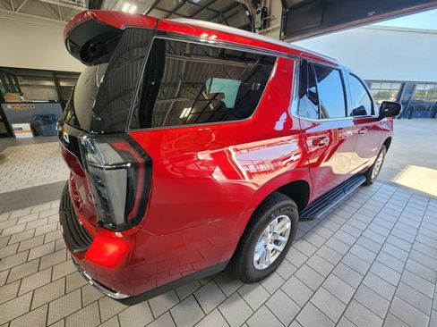 Used 2025 Chevrolet Tahoe LT w/ Comfort Package RWD image 4
