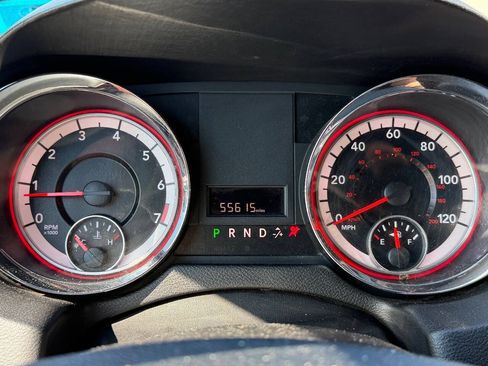 Used 2015 Dodge Grand Caravan SXT FWD image 14