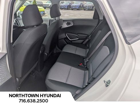 Used 2023 Kia Soul LX FWD image 28