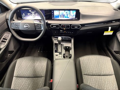 New 2026 Nissan Sentra SV w/ SV Convenience Package FWD image 2