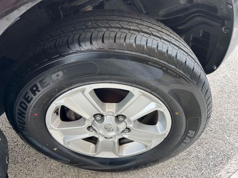 Used 2018 Toyota Sequoia SR5 w/ Premium Package AWD/4WD image 41