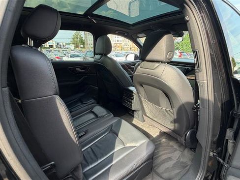 Used 2020 Audi Q7 3.0T Premium Plus AWD/4WD image 18