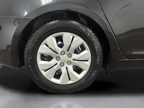 Used 2013 Chevrolet Cruze LS FWD image 24