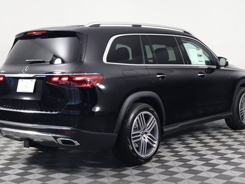 New 2026 Mercedes-Benz GLS 450 4MATIC image 2