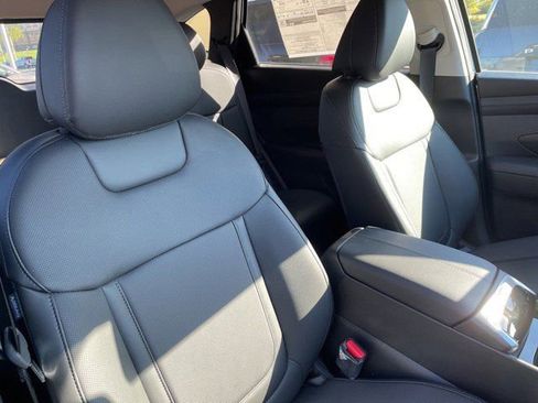 New 2025 Hyundai Tucson SEL image 10