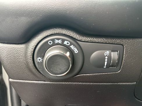 Used 2024 Dodge Durango GT image 28