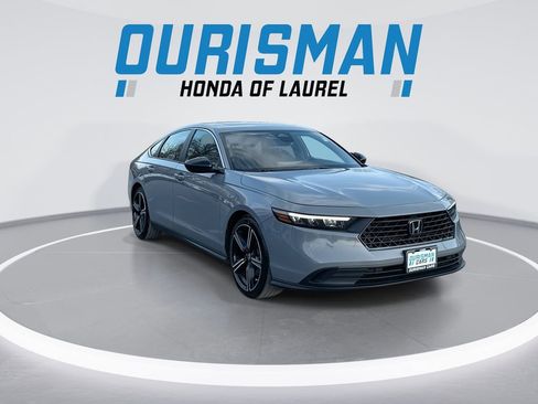 Used 2023 Honda Accord Sport image 2