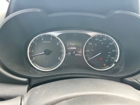 Used 2025 Nissan Versa S w/ S Plus Package FWD image 8