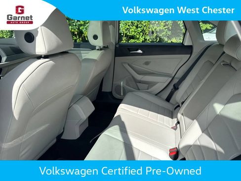 Used 2023 Volkswagen Jetta SE FWD image 12