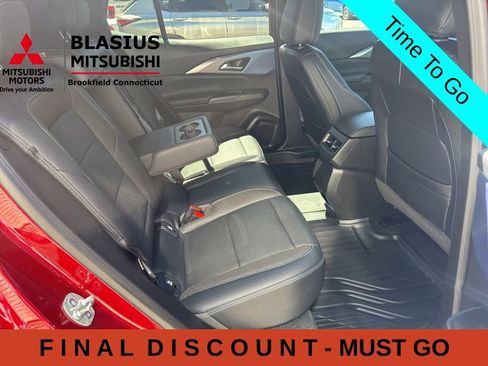 Used 2025 Chevrolet Equinox EV LT w/ Convenience Package FWD image 40
