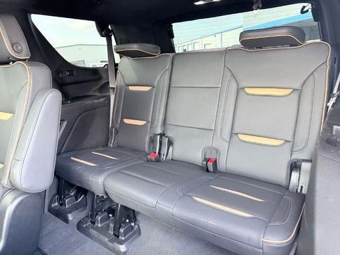 Used 2023 GMC Yukon AT4 AWD/4WD image 13