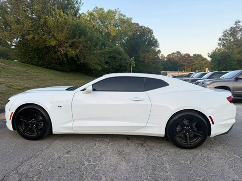 Used 2020 Chevrolet Camaro LT RWD image 8