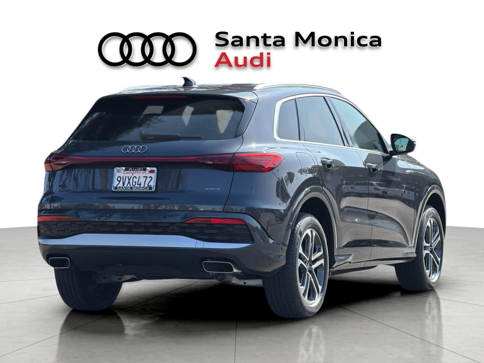 Used 2025 Audi Q5 Premium w/ Convenience Package AWD/4WD image 2
