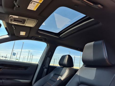 Used 2024 Honda CR-V Sport Touring image 10