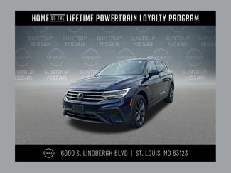 Used 2022 Volkswagen Tiguan SE w/ Panoramic Sunroof Package FWD 360° Tour