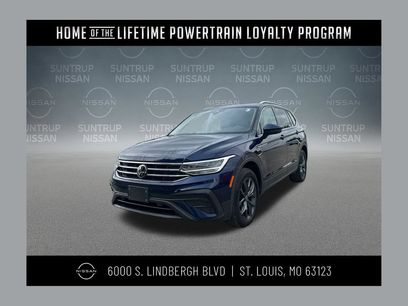 Used 2022 Volkswagen Tiguan SE w/ Panoramic Sunroof Package