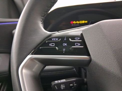 Used 2025 Audi Q6 e-tron Premium Plus w/ Premium Plus image 15