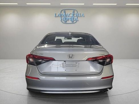 Used 2023 Honda Civic Sport image 5