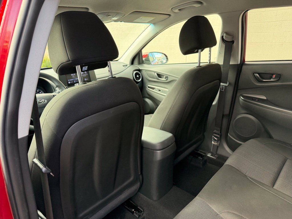 Used 2022 Hyundai Kona SEL AWD/4WD image 24