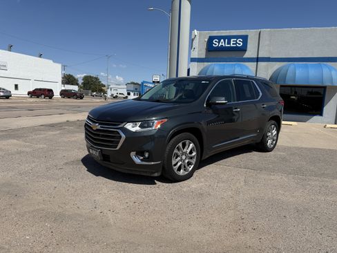 Used 2019 Chevrolet Traverse Premier image 1
