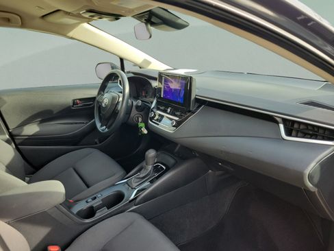 Used 2024 Toyota Corolla LE FWD image 24