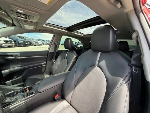 Used 2024 Toyota Camry XSE FWD image 13