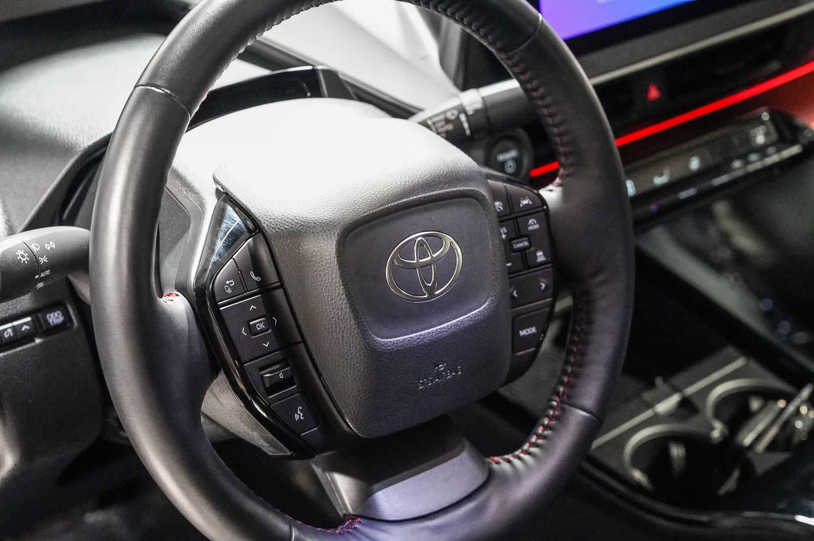 Certified 2026 Toyota Prius Plug-In Hybrid FWD image 20
