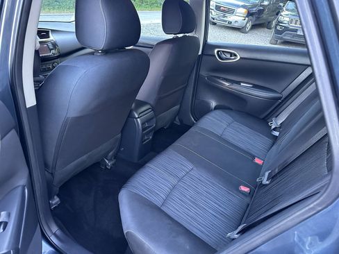 Used 2016 Nissan Sentra SV FWD image 10