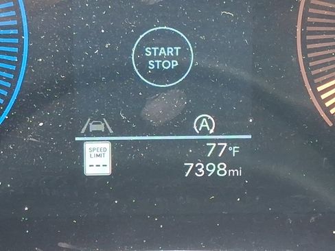 Used 2025 Hyundai Tucson SE AWD/4WD image 19