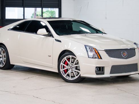 Used 2013 Cadillac CTS V RWD image 21