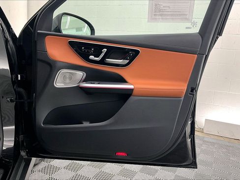 Certified 2023 Mercedes-Benz GLC 300 image 25
