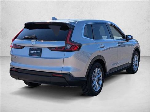 Used 2025 Honda CR-V EX image 5