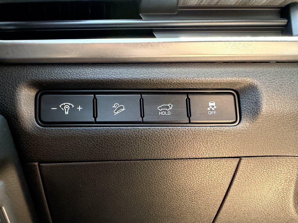 Used 2025 Kia Telluride EX w/ EX Captain's Chair Package FWD image 27