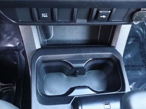 Used 2022 Toyota Tacoma SR image 23