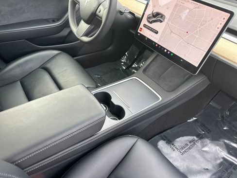 Used 2022 Tesla Model 3 Long Range image 15