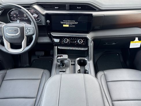 New 2025 GMC Sierra 1500 Denali image 11