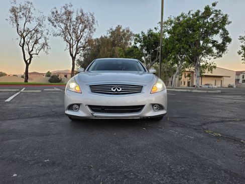 Used 2013 INFINITI G37 Journey w/ Premium Pkg RWD image 2