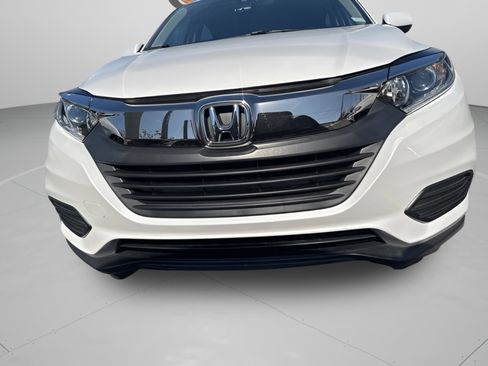 Certified 2022 Honda HR-V LX image 34