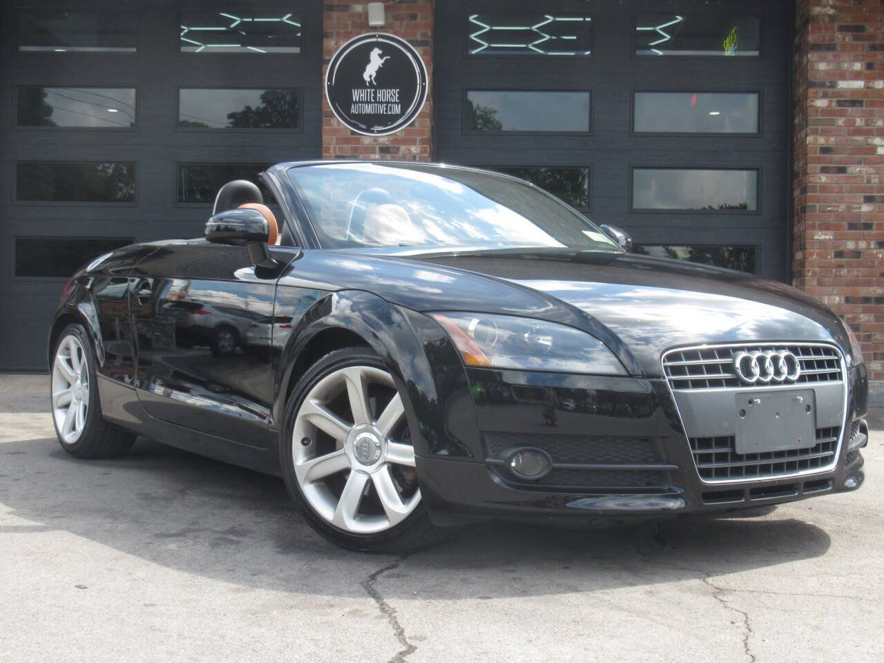 Used 2008 Audi TT 2.0T FWD image 2