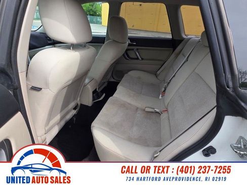 Used 2009 Subaru Outback 2.5i Special Edition AWD/4WD image 10