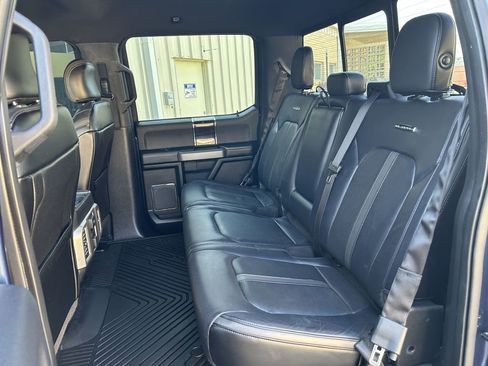 Used 2015 Ford F150 Platinum w/ Equipment Group 701A Luxury image 12