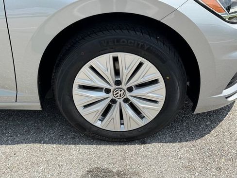 Used 2019 Volkswagen Jetta S w/ Driver Assistance Package FWD image 19
