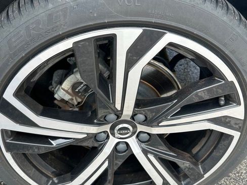 Used 2023 Volvo S60 B5 Plus w/ Climate Package AWD/4WD image 6