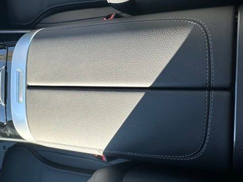 Used 2026 Mercedes-Benz GLC 300 4MATIC image 33