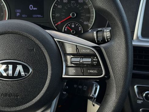 Used 2020 Kia Optima LX image 16