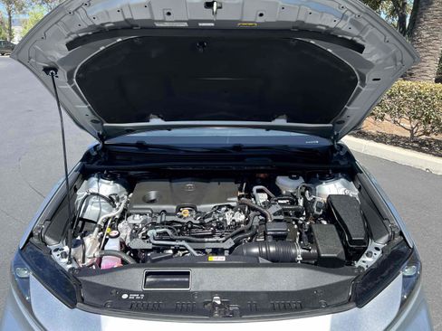 Used 2025 Toyota Camry LE w/ Convenience Package FWD image 19