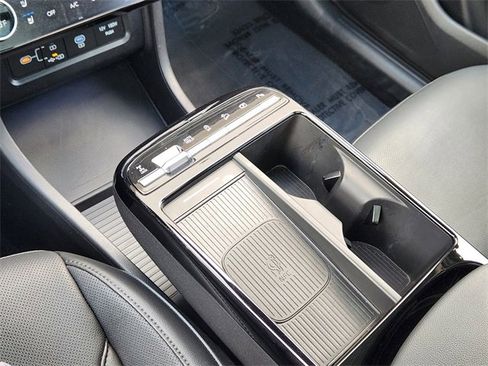 Certified 2025 Hyundai Tucson Limited image 16