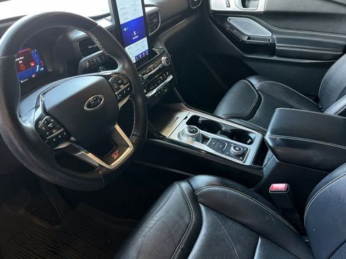 Used 2021 Ford Explorer ST w/ Equipment Group 401A AWD/4WD image 14