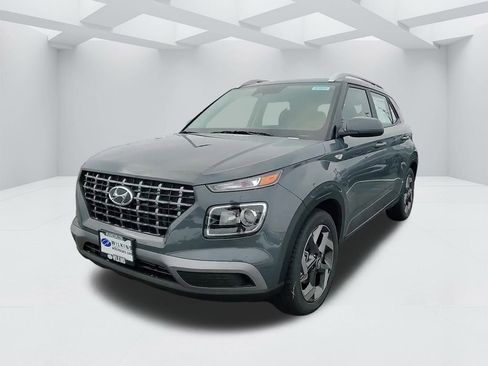 New 2026 Hyundai Venue SEL image 9